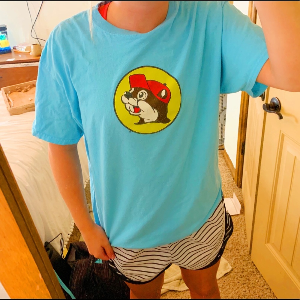 bucees teal short sleeve tee